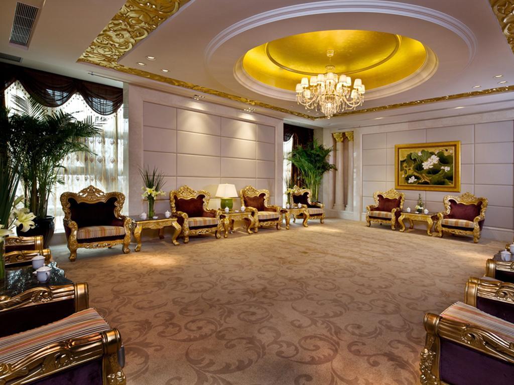 Noble International Hotel Zhengzhou Exterior foto